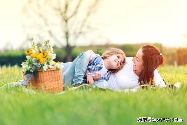 栀子落星海